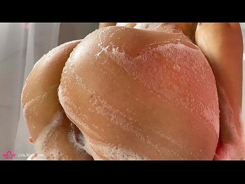 ❤️ Brineta masturbira macu vibratorom do intenzivnog orgazma pod tušem ❤ Super porno na hr.slowheat.top ☑